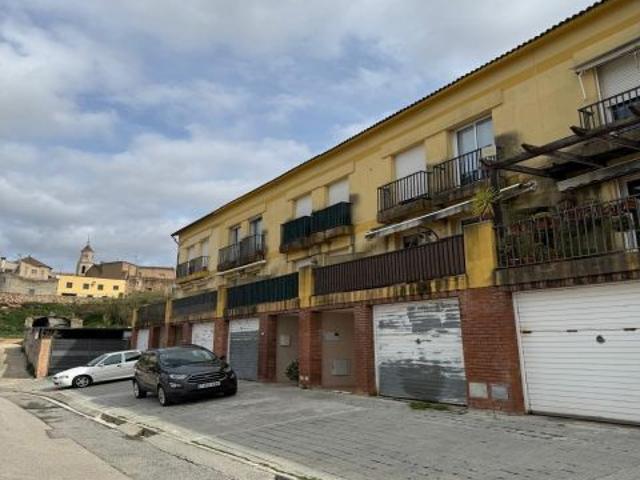 ¡Oportunidad de Inversión! ADOSADO EN PUIGPELAT SIN POSESION