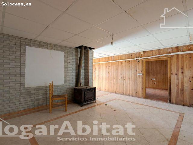 ¡OPORTUNIDAD DE INVERSIÓN! GRAN CASA PARA REFORMAR CON DOS TERRAZAS