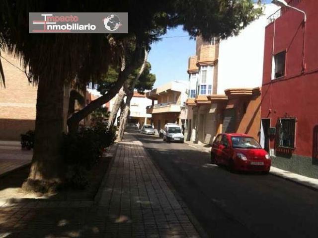 Oportunidad de Inversión en La Cañada Almería: Piso a Reformar por €29,000