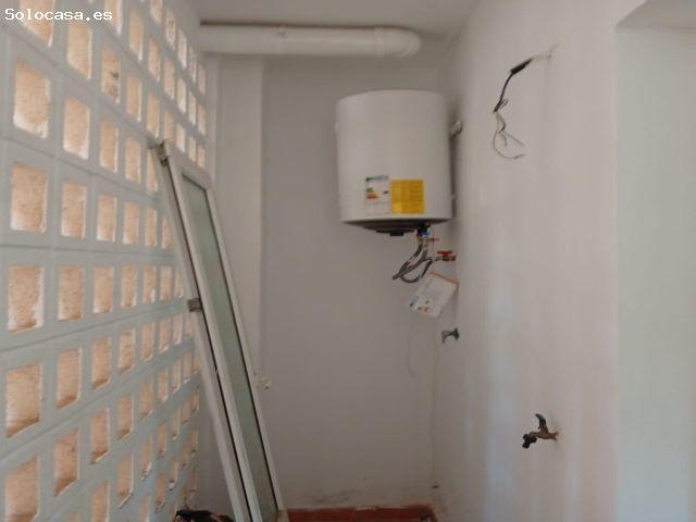 Oportunidad de Inversión en La Línea de la Concepción: Amplio Apartamento en El Zabal Santa Margarit