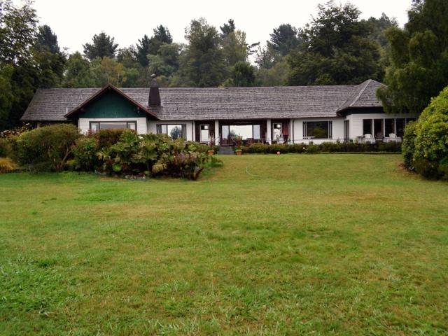 Oportunidad de Inversión En Venta Complejo Turístico HOSTERIA DE LA COLINA, Villarrica