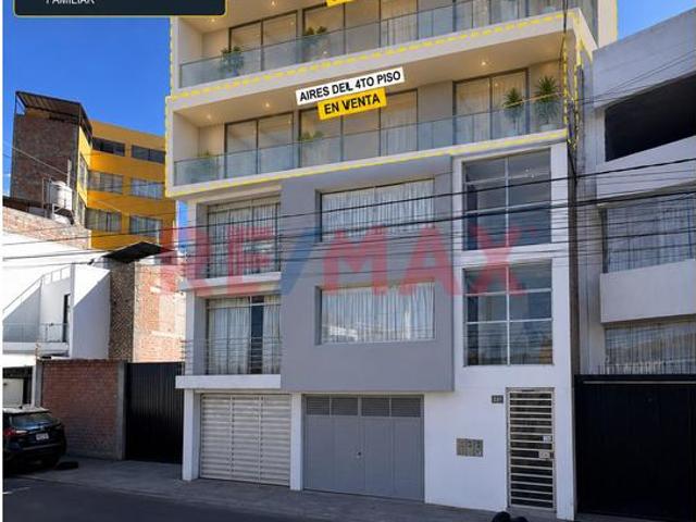 ¡Oportunidad De Inversión! ¡Se Venden Aires 4To Y 5To Piso De Edificio Ubicado En Arrayanes Sachaca! ✨