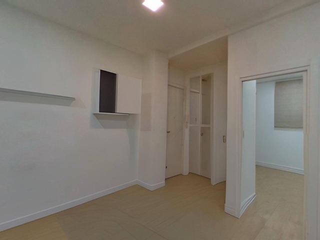 Oportunidad de Inversión: Piso con Dos Apartamentos Alquilados
