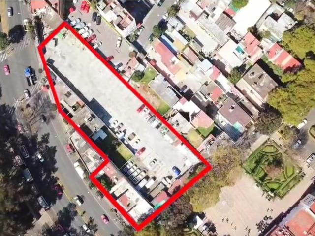 ?Oportunidad de Inversi?n! Terreno en Venta sobre Divisi?n del Norte