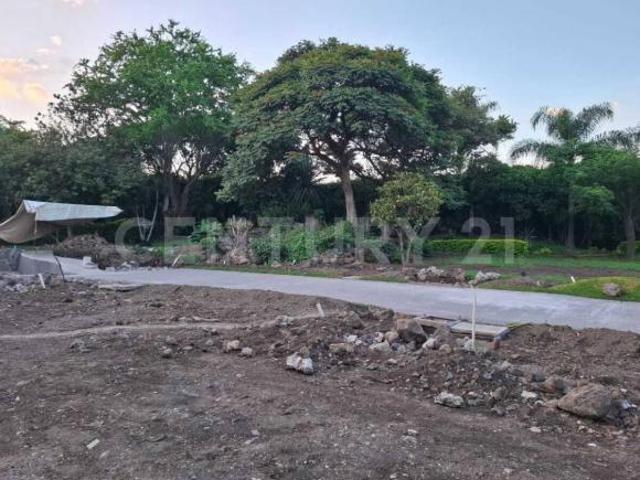 Oportunidad de inversión: terreno en residencial con seguridad