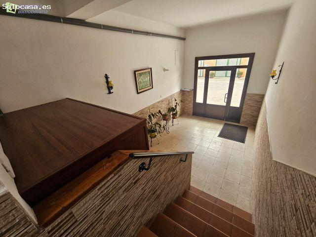 Oportunidad de inversión: vivienda para reformar en Cuesta Uría Burgos