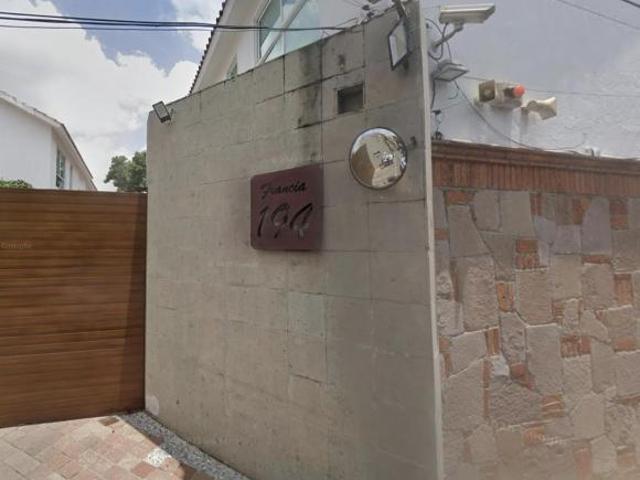 OPORTUNIDAD DE LA CASA DE TUS SUEÑOS EN COL. FLORIDA