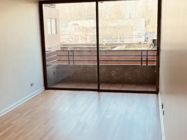 Oportunidad Dpto 2d 2 B A Metros De Av. Vitacura
