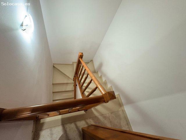Oportunidad! Duplex en Barrio de La Paz de Vilanova del Cami con 2 dormitorios, terraza comunitar