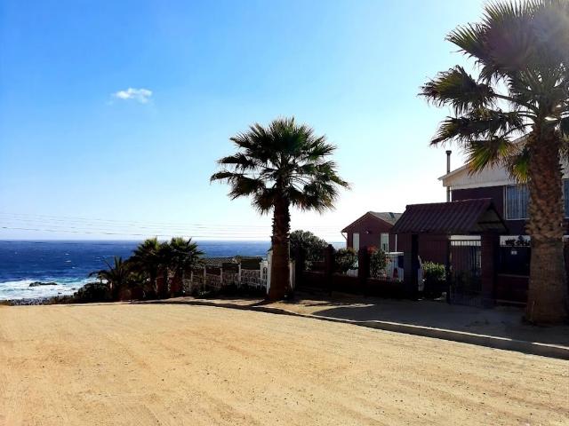 OPORTUNIDAD EL TABO FRENTE AL MAR CABAÑAS FUNCIONANDO