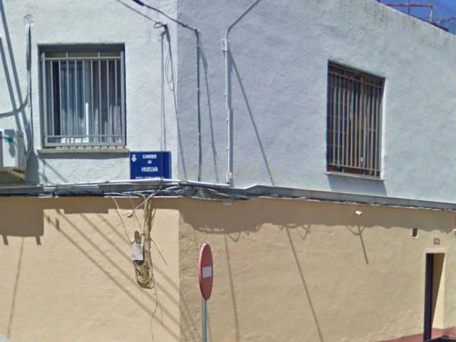 OPORTUNIDAD EN TERRASSA CASA 268M POR 167200€ ALTO POTENCIAL INVERSOR