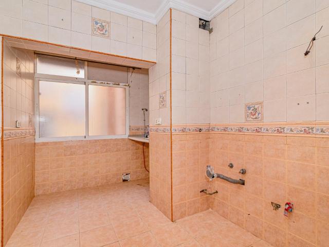 OPORTUNIDAD EN VENTA DE PISO DE 4 DORMITORIOS EN CASERÍA DE MONTIJO