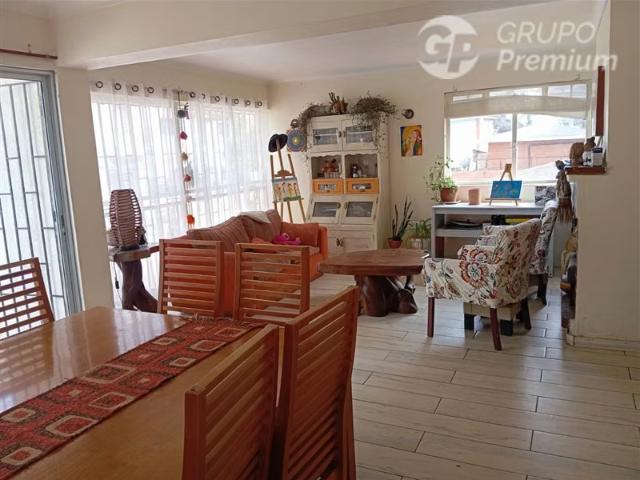 OPORTUNIDAD En venta dos casas en un terreno en Agua Santa | 7 Dormitorios por 6080.00 en Viña del Mar