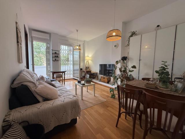 Oportunidad en Zaidía, vivienda amplia junto al río