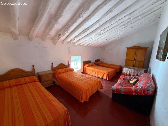 ? Oportunidad en Almargen Málaga: Casa de pueblo con patio y terraza