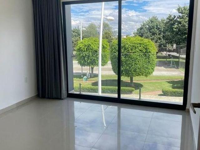 OPORTUNIDAD EN CASA EN VENTA EN BOSQUES DE SANTA ANITA POR DEBAJO SE SU PRECIO REAL
