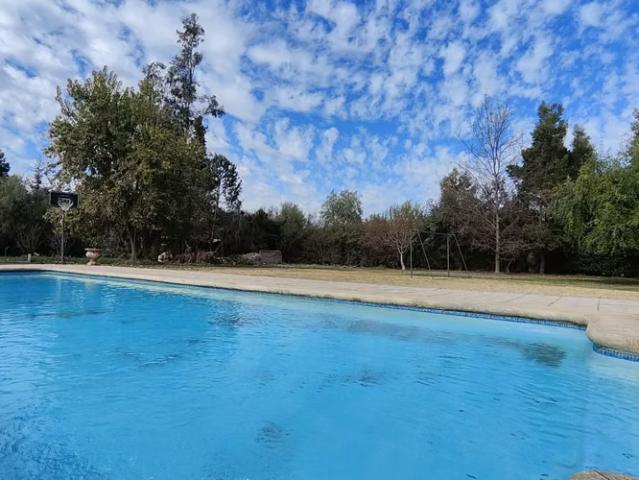 Oportunidad en condominio seguro! 6 dormitorios por 16000.00 en Colina