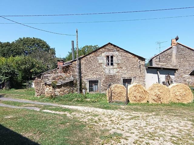 CASERIO PARA INVERSORES 70.000€, OPORTUNIDAD UNICA EN LA ZONA DE ARANGA A CORUÑA, SE VENDE CASA PARA REFORMAR CON UNA PARCELA 2.477M2