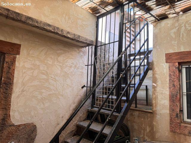 OPORTUNIDAD EN LA PALMA – VIVIENDA CON MUCHAS POSIBILIDADES