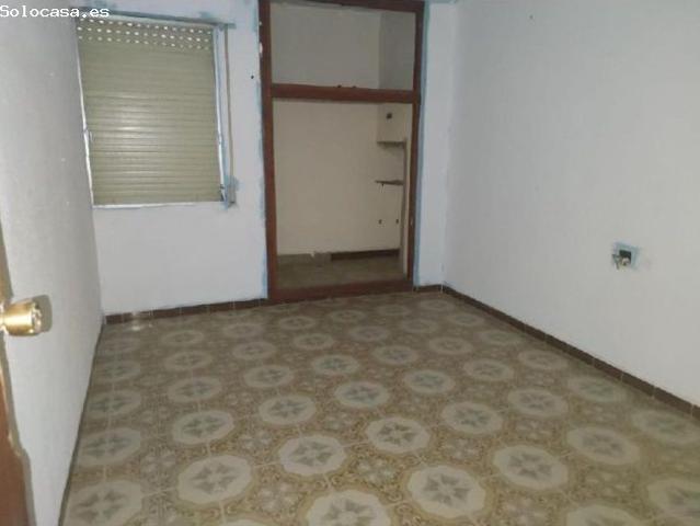 Oportunidad en Murcia: Vivienda para reformar a tu gusto