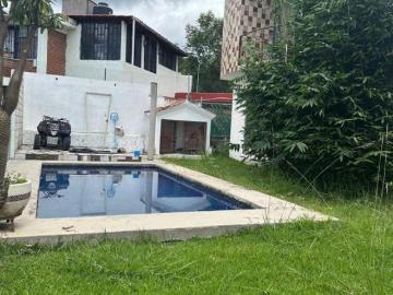 Casa de 257 m² con 4 recámaras en venta en Oaxtepec