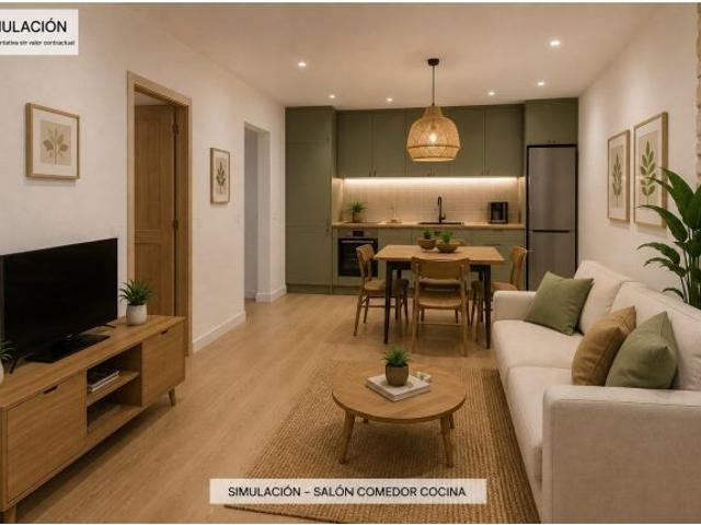 Oportunidad en Requena: piso de 72 m2 para reformar