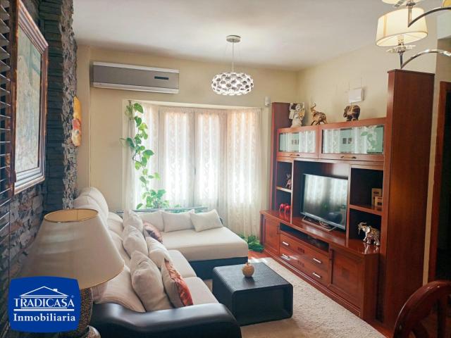 OPORTUNIDAD EN RONDA ESTE – CASA UNIFAMILIAR REFORMADA