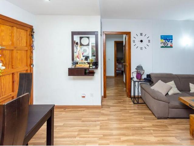 ✨ Oportunidad en Son Ferrer: 3 habitaciones, reformado y con parking