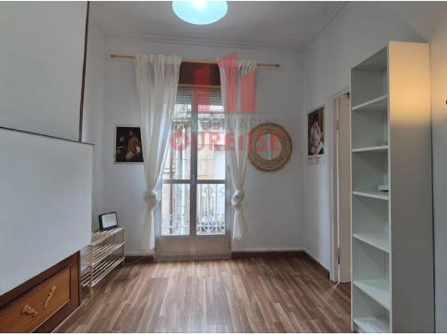 OPORTUNIDAD ESTUDIANTES! HABITACIONES CON TODOS LOS GASTOS INCLUIDOS EN EL CASCO ANTIGUO