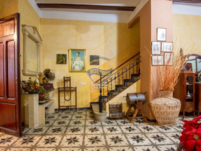 OPORTUNIDAD GRAN CASA DE TRES PLANTAS CERCANA A ONTINYENT VALENCIA