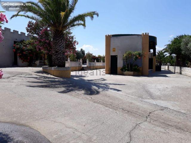 Oportunidad!Ideal Inversores o Particular finca de Recreo!.Las instalaciones cuenta con piscina p