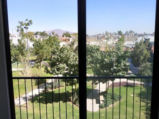 ¡Oportunidad Maravilia! Piso 3 Vista al Parque | Súper Fresco + 2 Autos a Nivel