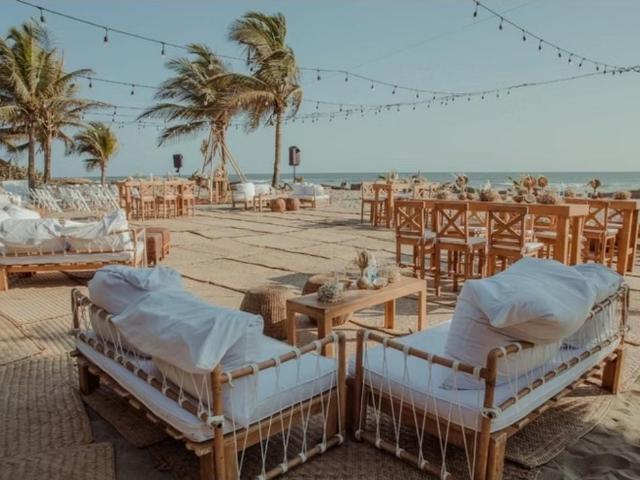 Oportunidad ?nica de Adquisici?n Comercial en Riviera Diamante, bvld barra vieja en Acapulco