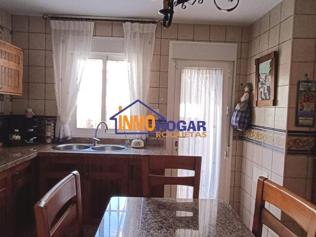 OPORTUNIDAD PARA GRANDES FAMILIAS CASA UNIFAMILIAR