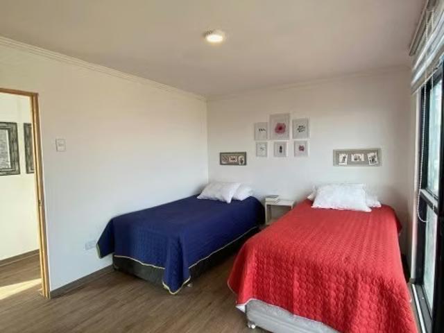 Oportunidad por viaje! Casa equipada en hacienda c | 3 dormitorios por 200000. 00 en Colina
