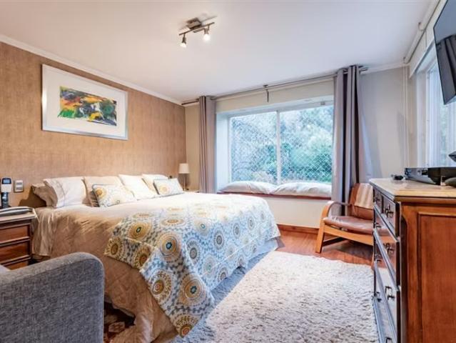 Oportunidad, preciosa casa, sta maria de manquehue, | 4 dormitorios por 24500.00 en Vitacura