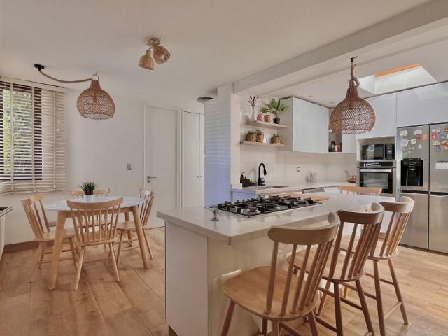 ¡oportunidad! ¡preciosa casa con cocina remodelada!
