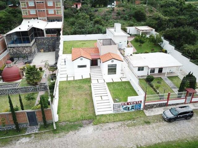 ¡OPORTUNIDAD! PRECIOSA RESIDENCIA!