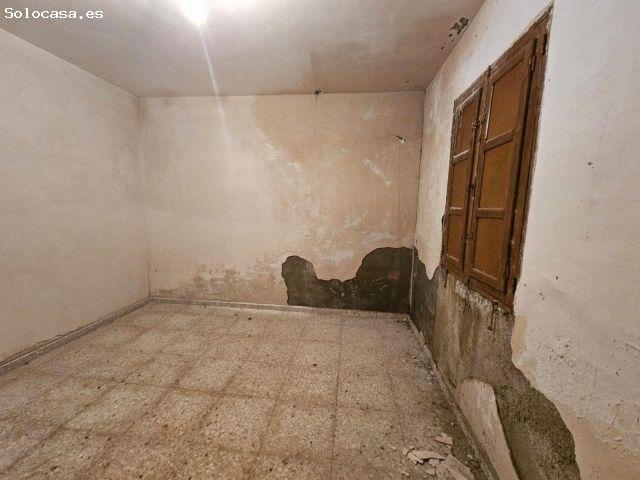 OPORTUNIDAD! SE VENDE CASA CON TERRENO EN VENDANOVA