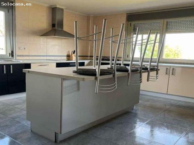 OPORTUNIDAD! SE VENDE CASA EN MOREIRAS