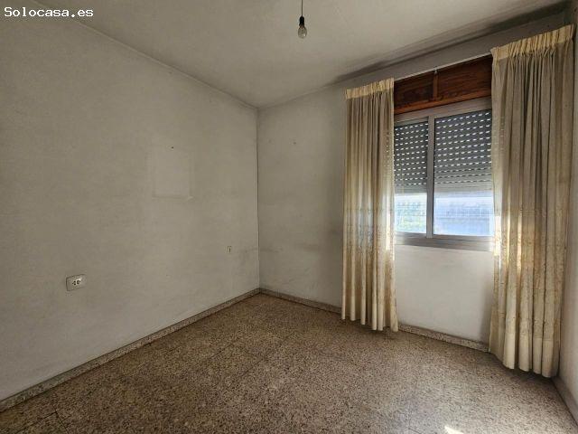OPORTUNIDAD! SE VENDE CASA EN REBOREDO