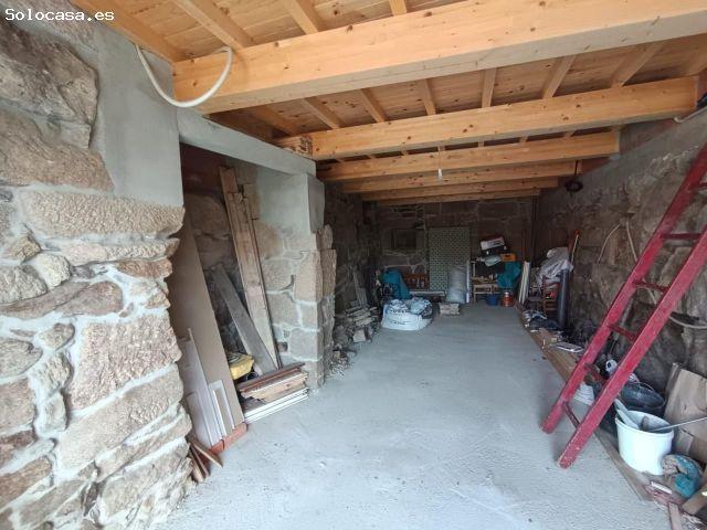 OPORTUNIDAD! SE VENDE CASA SEMIREFORMADA CON JARDIN EN SAN CIPRIAN