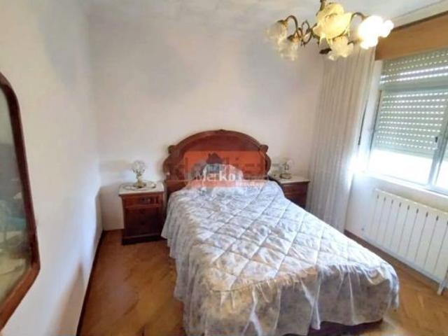 OPORTUNIDAD! SE VENDE CASA UNIFAMILIAR CON FINCA A 2 KMS DE BEGONTE