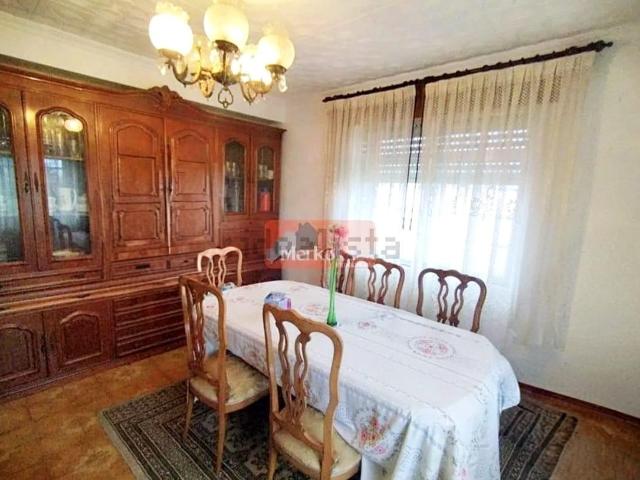 OPORTUNIDAD! SE VENDE CASA UNIFAMILIAR CON FINCA A 2 KMS DE BEGONTE