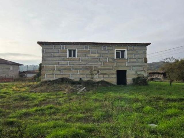 OPORTUNIDAD! SE VENDEN 2 CASAS REGISTRADAS Y CON TERRENO EN TABOADELA