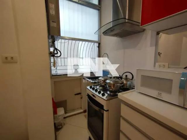 Oportunidade! 2 Apartamentos com 35 m² cada, na quadra da praia!