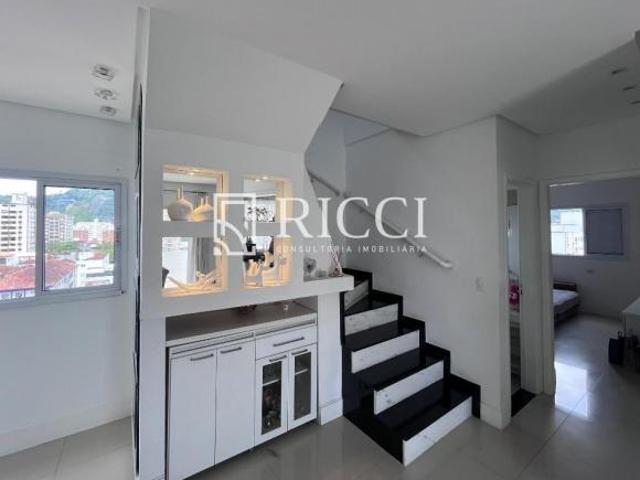 oportunidade: Cobertura triplex de 3 quartos no Campo Grande, Santos SP, com 2 vagas de garagem!