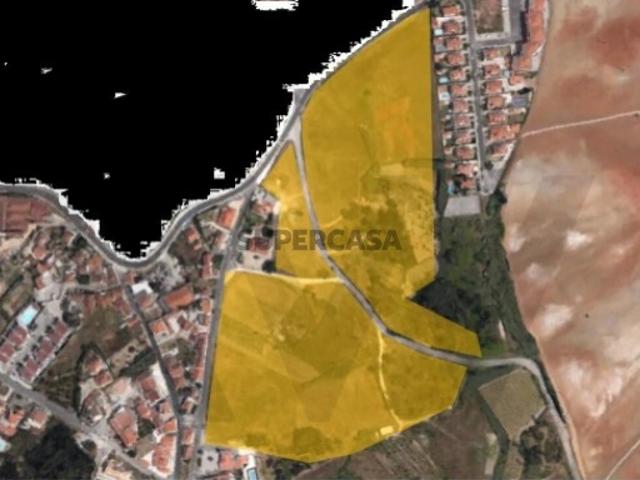Oportunidade Conjunto de 3 lotes com 6,40 hectares no Casal do Sarge