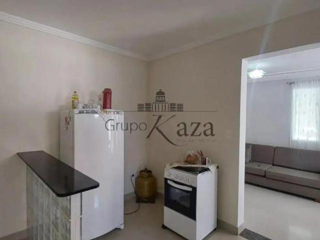 Oportunidade Casa Térrea Conjunto residencial Dom Pedro II 2 Dormitórios 140m²