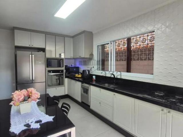 Oportunidade Casa Térrea Cidade Vista Verde 4 Dormitórios 174m²